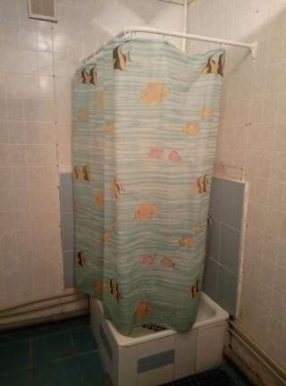 Хостелы Хостел на Залесской Харьков Общий десятиместный номер для мужчин и женщин-5