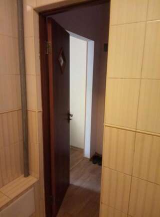 Хостелы Хостел на Залесской Харьков Семейный полулюкс-14